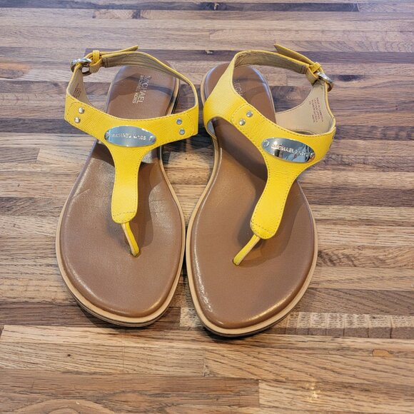 Michael Kors Daisy Yellow Logo Plate T-Strap Sandals - Picture 2 of 11
